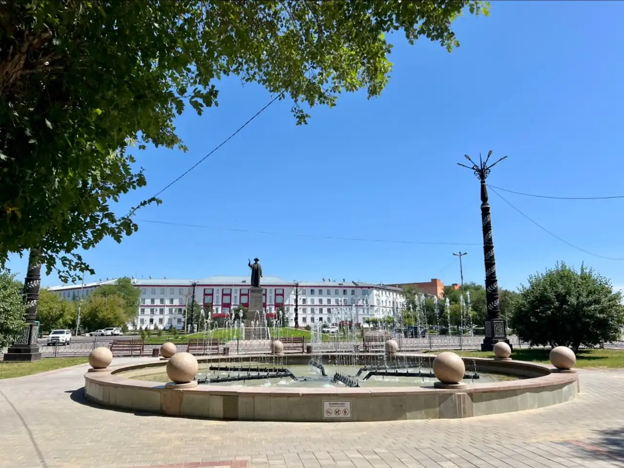 Вход Карагандинский технический университет имени Абылкаса Сагинова, Karaganda