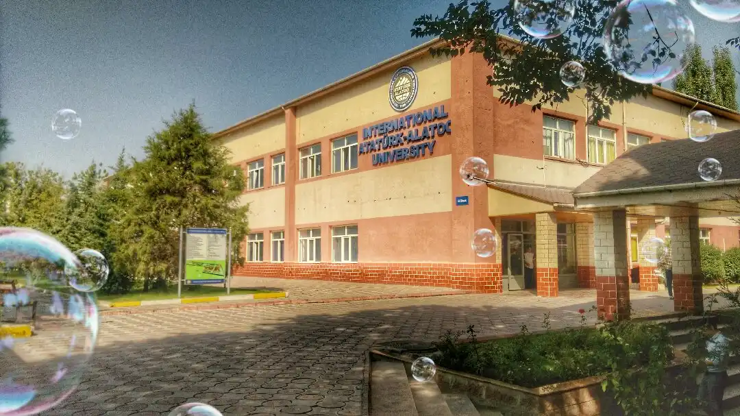 Здание Международный университет «Ала-Тоо», Bishkek
