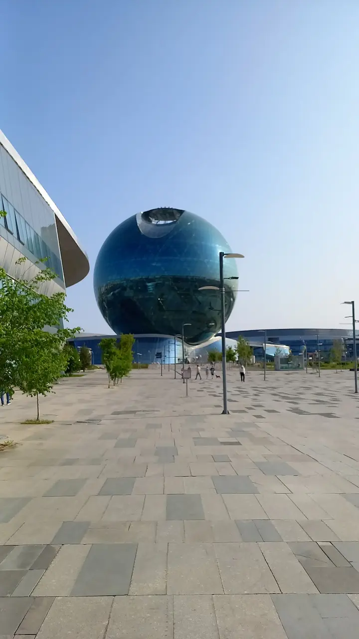 Здание Астана IT университет, Astana