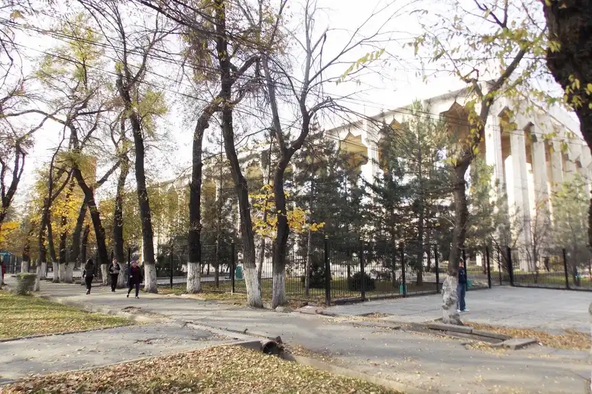 Бишкекский государственный университет имени Кусеина Карасаева, Bishkek — фото 6