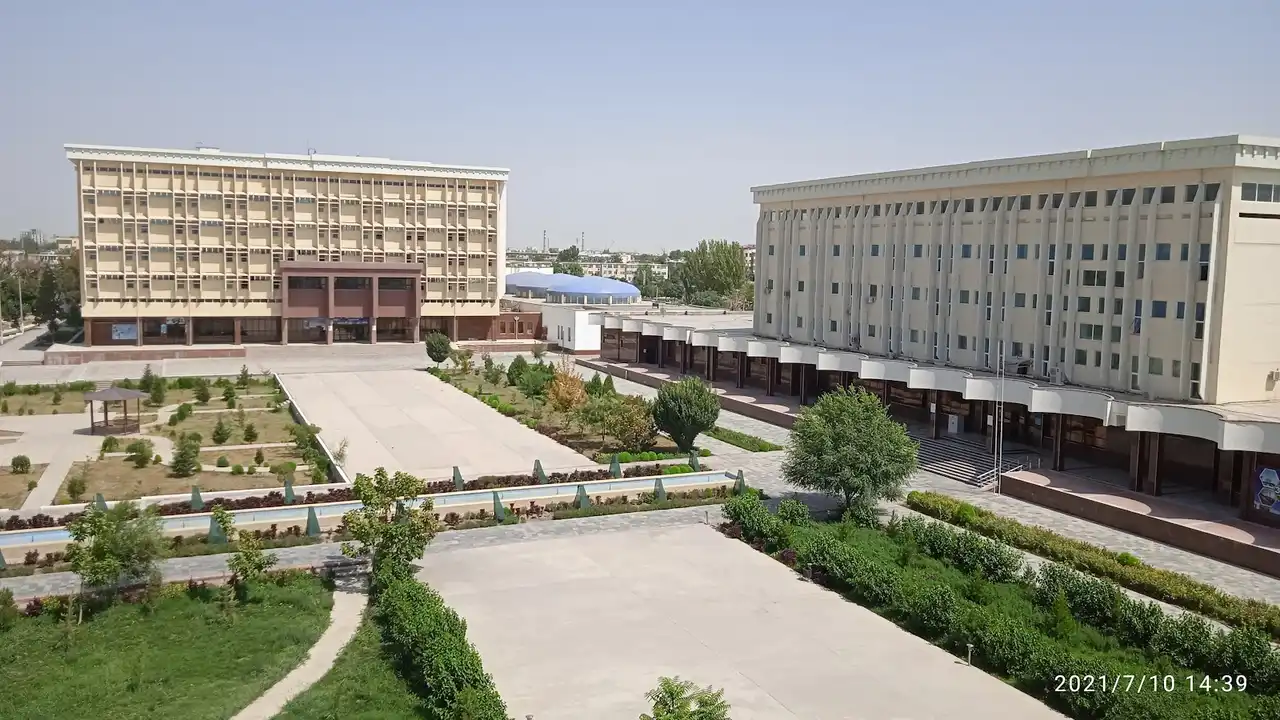 Здание Бухарский инженерно-технологический институт, Buxoro