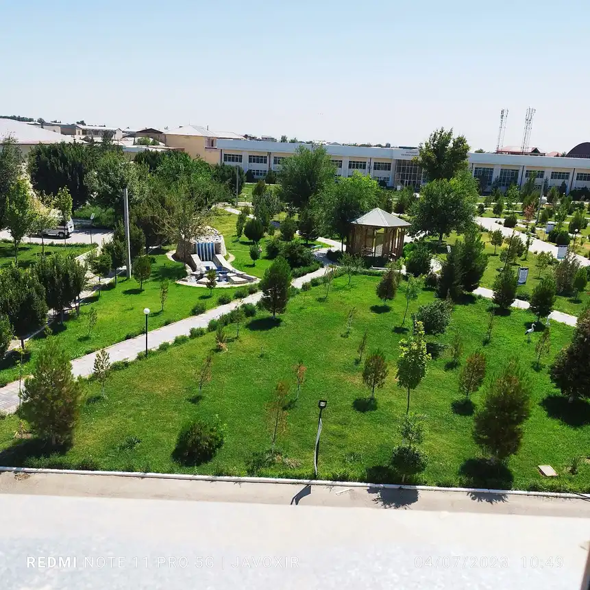 Вход Buxoro tabiiy resurslarni boshqarish instituti, Buxoro