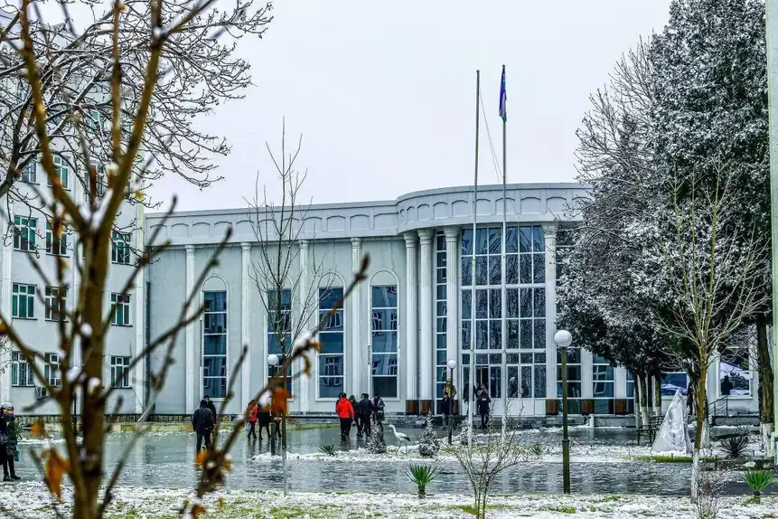 Вход Ферганский государственный технический университет, Fargʻona