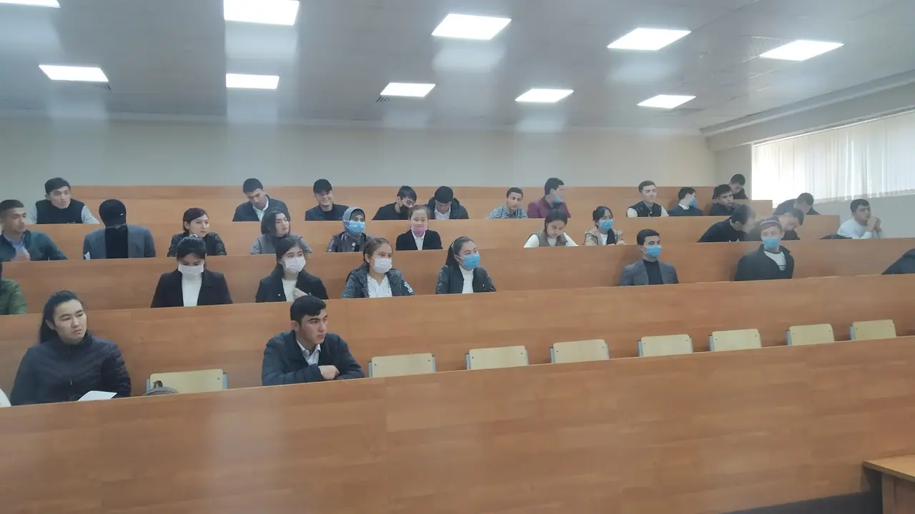 Здание Гулистанский государственный университет, Guliston