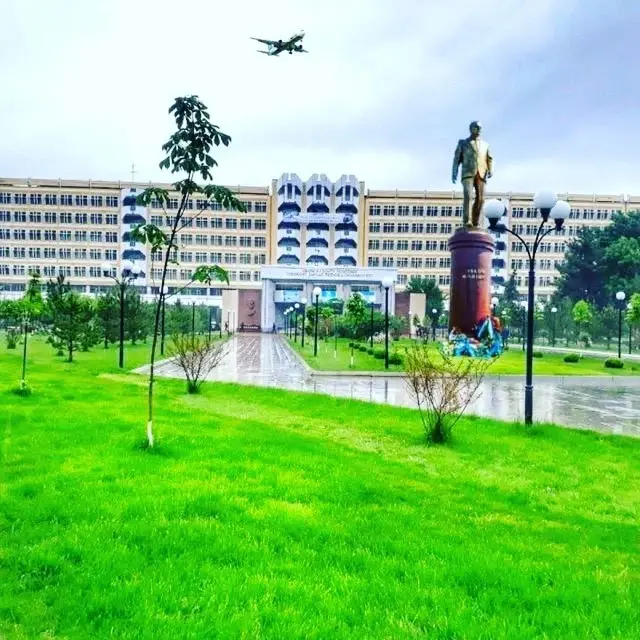 ToshTech Technical University entrance, Toshkent